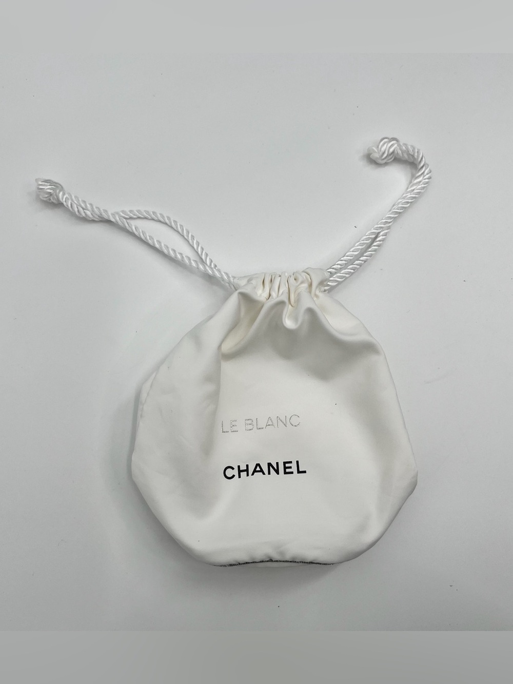 Chanel Le Blanc White Satin Drawstring Pouch dust bag designer packaging
